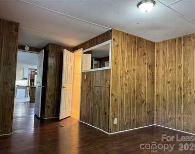 141 Marlo Loop - Photo Thumbnail 6