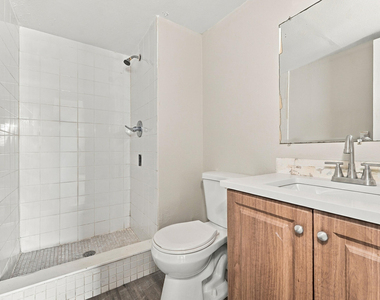 241 Se 9th Avenue - Photo Thumbnail 16