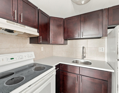 241 Se 9th Avenue - Photo Thumbnail 6