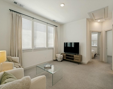 237 Mcconathy Way - Photo Thumbnail 12