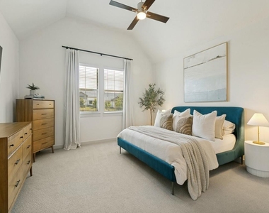 237 Mcconathy Way - Photo Thumbnail 14