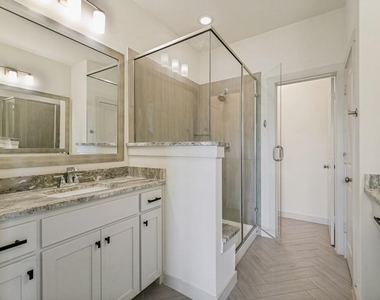 237 Mcconathy Way - Photo Thumbnail 17