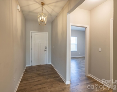 160 Tillery Lane - Photo Thumbnail 5