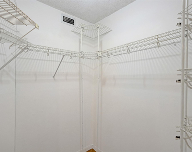9351 Lime Bay Boulevard - Photo Thumbnail 33