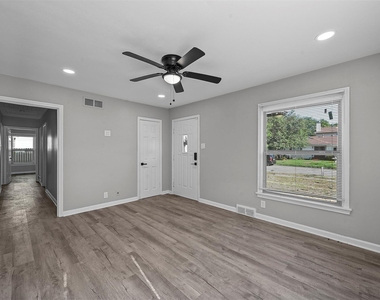 3677 Rockdale Drive - Photo Thumbnail 3