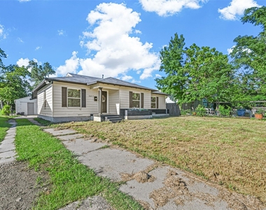 3677 Rockdale Drive - Photo Thumbnail 1