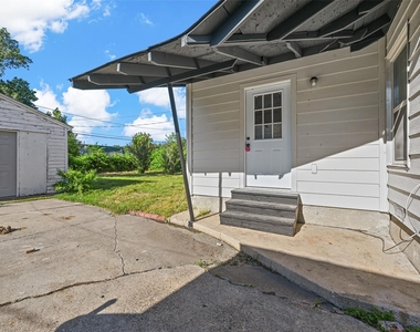 3677 Rockdale Drive - Photo Thumbnail 17