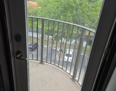 2701 Riverside Drive - Photo Thumbnail 2