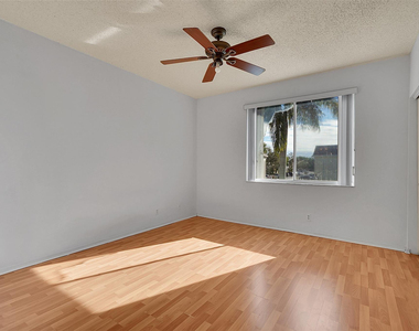 50 Truman Drive - Photo Thumbnail 20
