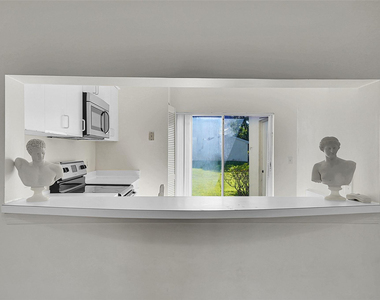 50 Truman Drive - Photo Thumbnail 9