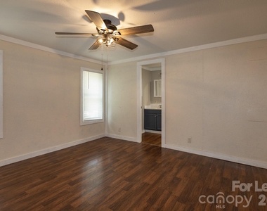 9 Red Oak Drive - Photo Thumbnail 6