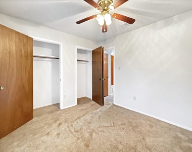 841 S Atkerson Lane - Photo Thumbnail 16