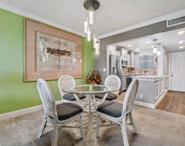100 Paradise Harbour Boulevard - Photo Thumbnail 5