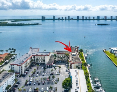 100 Paradise Harbour Boulevard - Photo Thumbnail 24