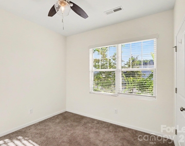 1235 Nesters Store Place - Photo Thumbnail 8