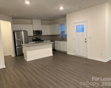 6049 Rizer Drive - Photo Thumbnail 11