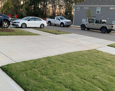6049 Rizer Drive - Photo Thumbnail 3