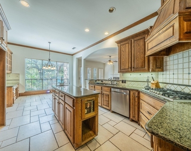 3201 Cedar Ridge Drive - Photo Thumbnail 8
