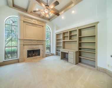 3201 Cedar Ridge Drive - Photo Thumbnail 11