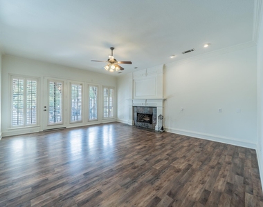 3201 Cedar Ridge Drive - Photo Thumbnail 6