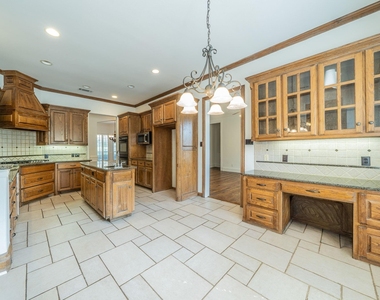 3201 Cedar Ridge Drive - Photo Thumbnail 9
