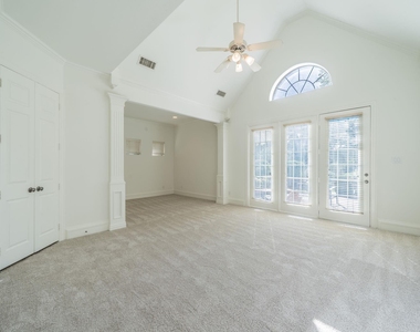 3201 Cedar Ridge Drive - Photo Thumbnail 12