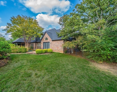 3201 Cedar Ridge Drive - Photo Thumbnail 37