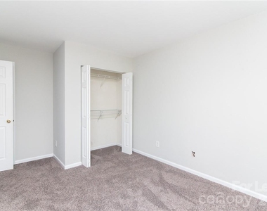 14925 Scothurst Lane - Photo Thumbnail 15