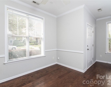 14925 Scothurst Lane - Photo Thumbnail 9