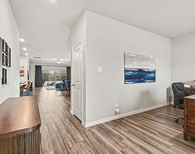 10616 Namito Street - Photo Thumbnail 14