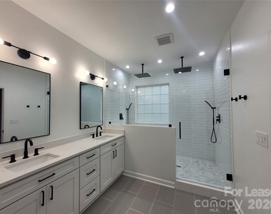 5618 Branthurst Drive - Photo Thumbnail 14
