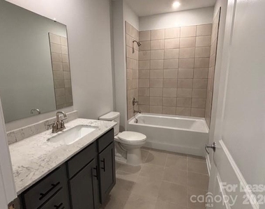 4455 Reed Creek Drive - Photo Thumbnail 12