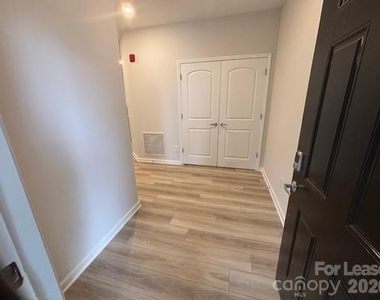 4455 Reed Creek Drive - Photo Thumbnail 9