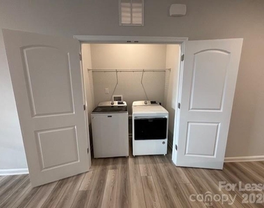 4455 Reed Creek Drive - Photo Thumbnail 10