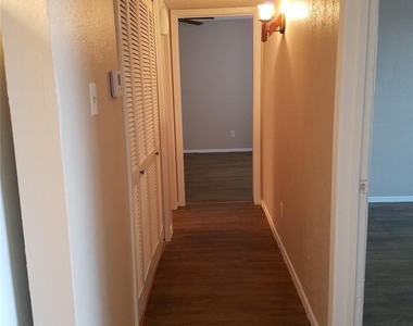 11450 Audelia Road - Photo Thumbnail 6