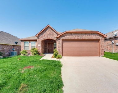 4829 Lemon Grove Drive - Photo Thumbnail 3