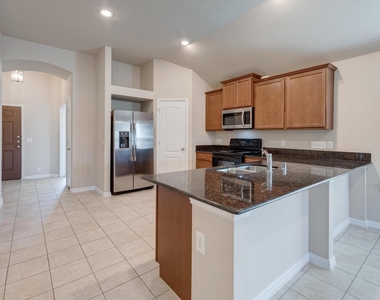 4829 Lemon Grove Drive - Photo Thumbnail 9