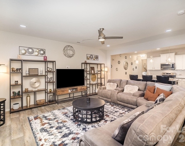 5948 River Meadow Court - Photo Thumbnail 4