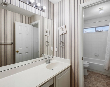 4227 Adam Drive - Photo Thumbnail 10