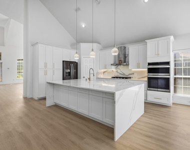 4227 Adam Drive - Photo Thumbnail 5