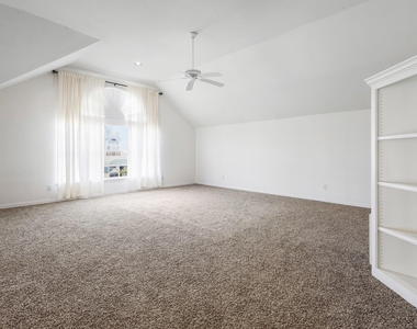 4227 Adam Drive - Photo Thumbnail 14