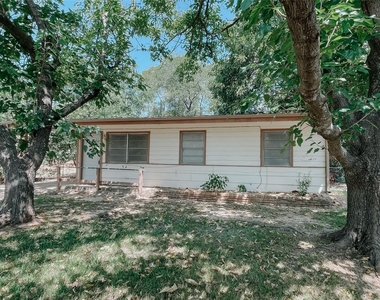 405 Knob Circle - Photo Thumbnail 1