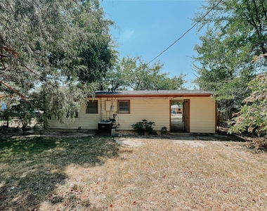 405 Knob Circle - Photo Thumbnail 15