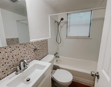 405 Knob Circle - Photo Thumbnail 7