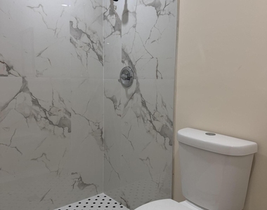 136 Broward Avenue - Photo Thumbnail 5