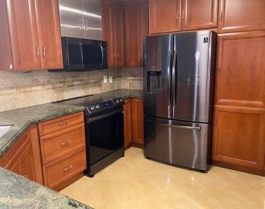 500 Scotia Drive - Photo Thumbnail 11