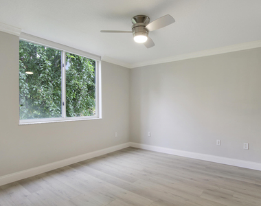 500 Scotia Drive - Photo Thumbnail 21