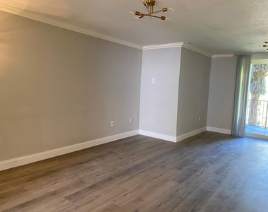 500 Scotia Drive - Photo Thumbnail 17