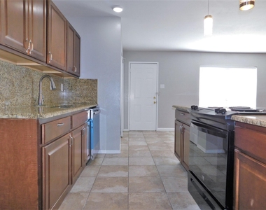 4937 Ward Drive - Photo Thumbnail 9