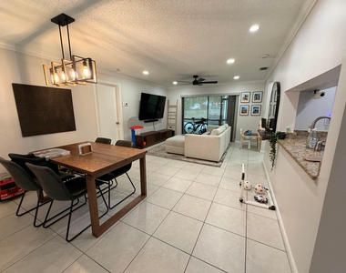 9611 Nw 4th Street - Photo Thumbnail 1
